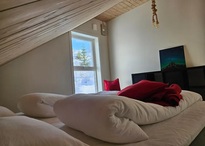 Lofoten Finnhavn Ovre - Panoramic View